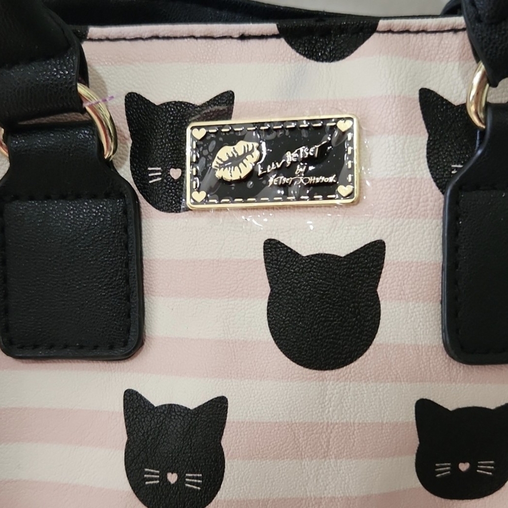 VGUC Betsey Johnson Pink & Black Cat Mini Crossbody Bag with Gold Chain Adorable - Picture 3 of 4